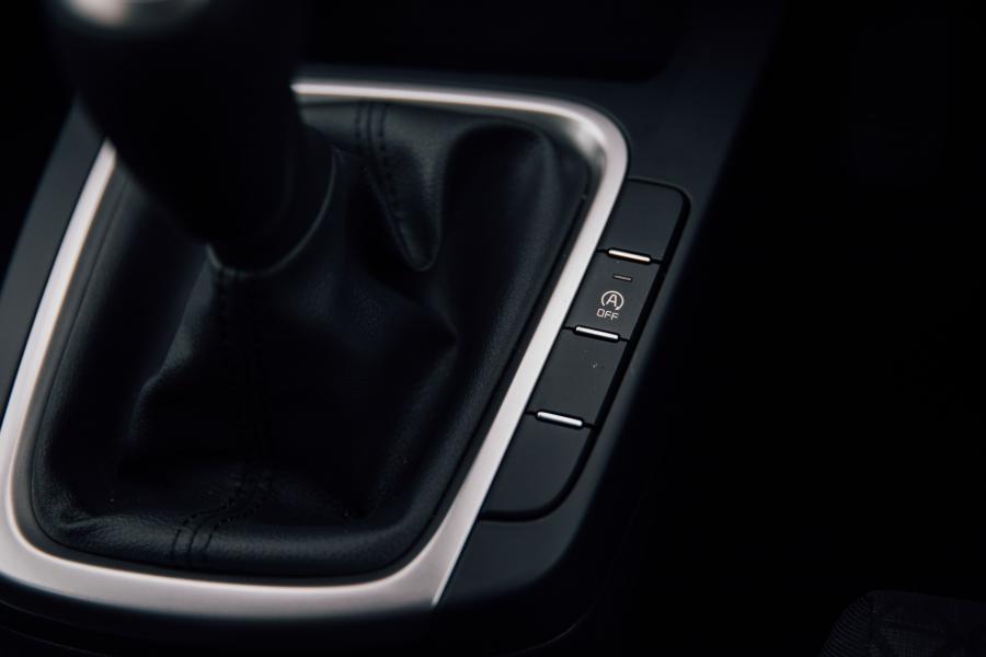 Детали интерьера Kia XCeed 1.0 T-GDi 2019 года  (UK) (фото 84 из 91)